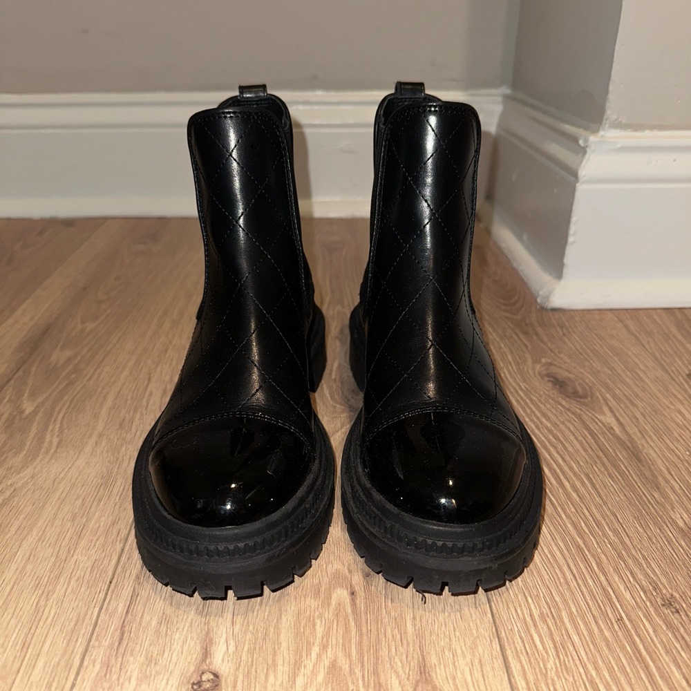 Steve Madden Black Quilted Ankle Boots